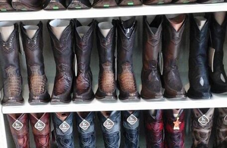 El ranchero western boots racks